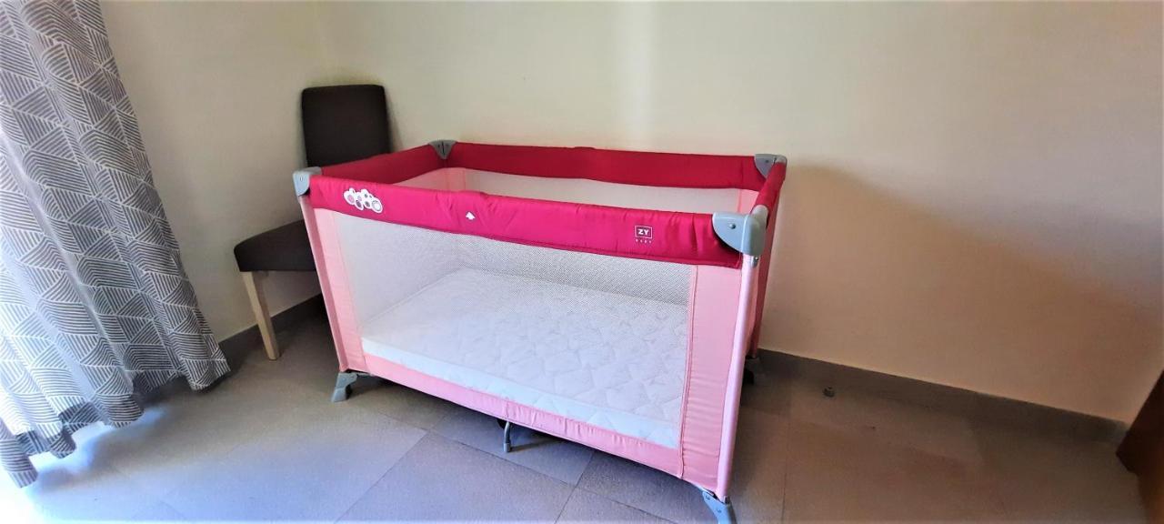 Apartamentos Patio Da Aldeia Armação de Pêra Eksteriør bilde