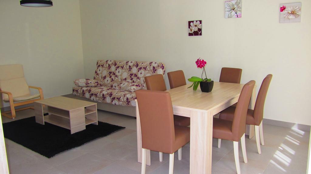 Apartamentos Patio Da Aldeia Armação de Pêra Eksteriør bilde
