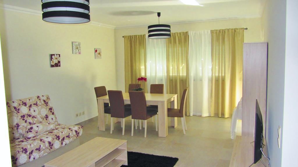 Apartamentos Patio Da Aldeia Armação de Pêra Eksteriør bilde